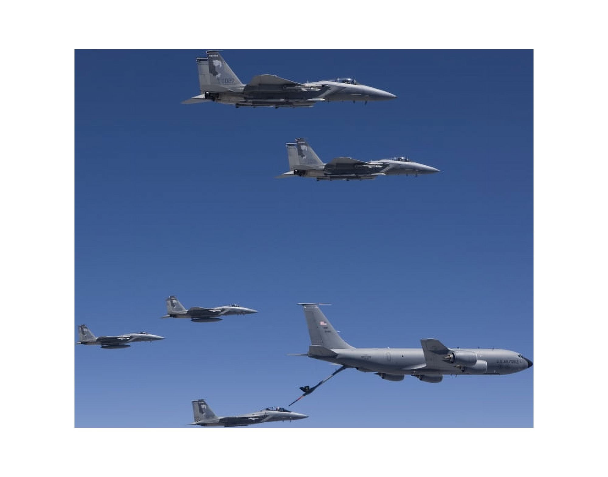 Five F-15 Eagles conduct aerial refueling with a KC-135 Stratotanker Canvas Art - HIGH-G ProductionsStocktrek Images (16 x 13)
