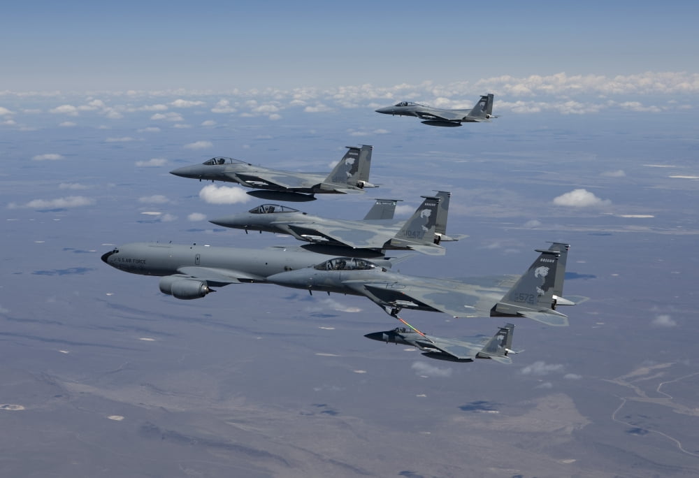 Five F-15 Eagles conduct aerial refueling with a KC-135 Stratotanker Canvas Art - HIGH-G ProductionsStocktrek Images (35 x 24)