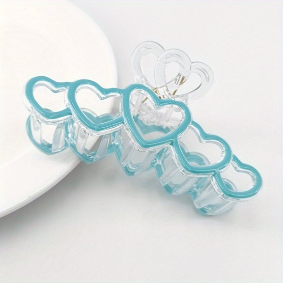 Five Heart-Shaped Plastic Claws Creative Home Decor and Practical Tools