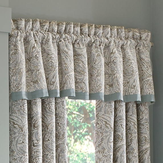 Five Queens Court Garrison Window Straight Valance