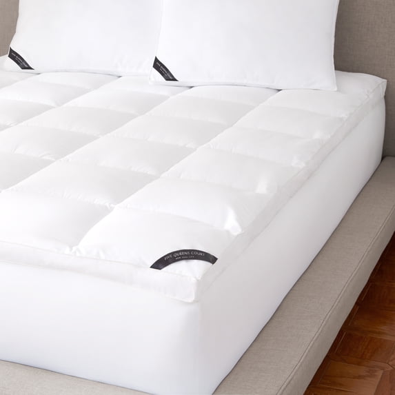 Five Queens Court J. Queen Regency 300 TC Cotton Allergen Barrier Mattress Topper - White King