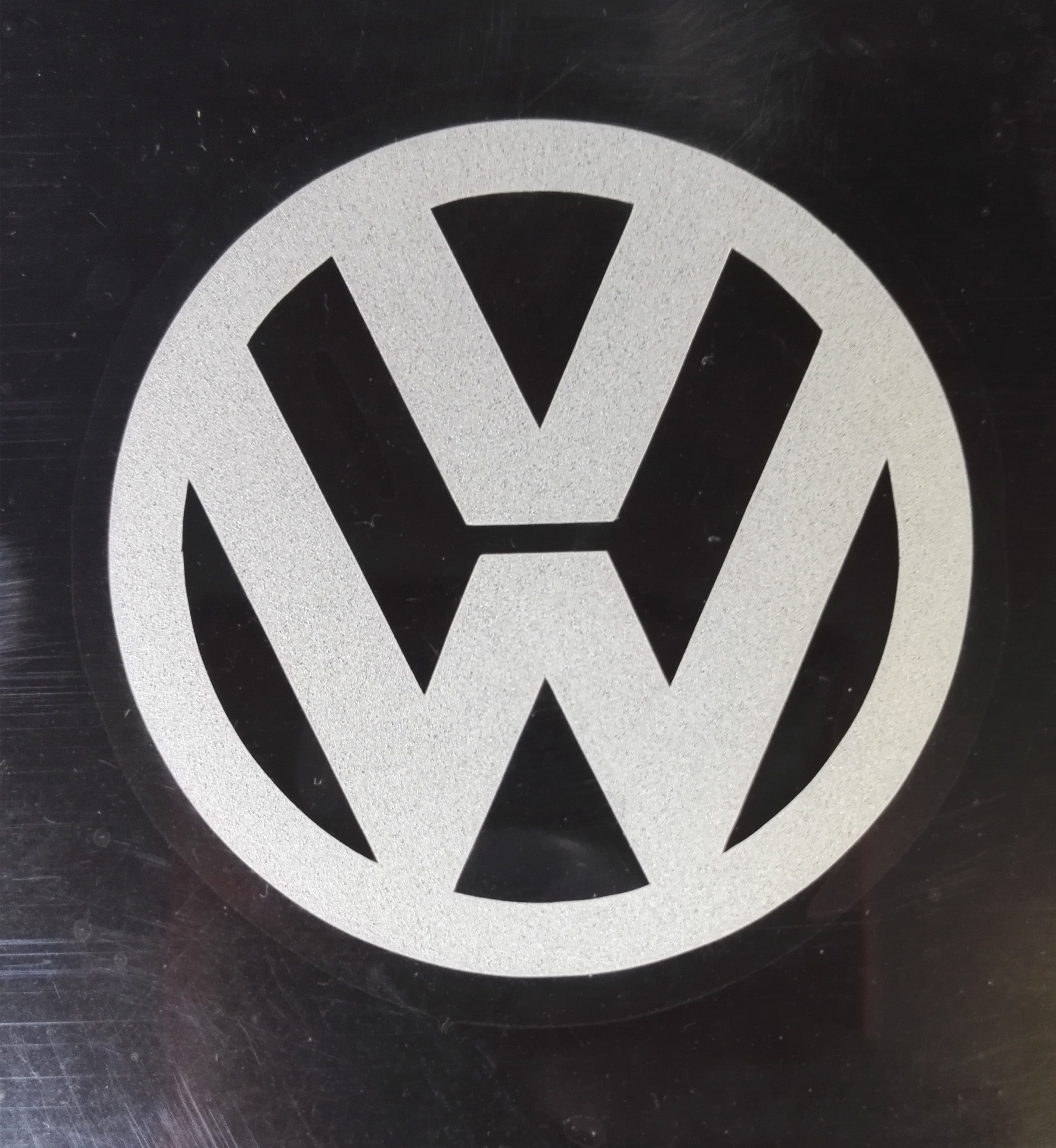 Sticker logo Volkswagen avec coulures 20 x 20 cm - Adhésif déco pub