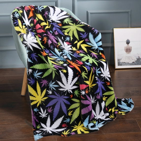 Flannel Blanket Lightweight Cozy Bed Blanket Soft Throw Blanket fit Couch Sofa Suitable for All Season