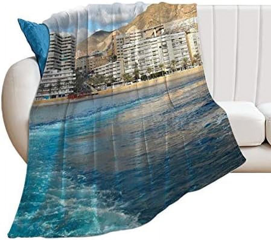 Flannel Fleece Blanket Cozy and Warm Throw Blanket Easy to Clean Yoga