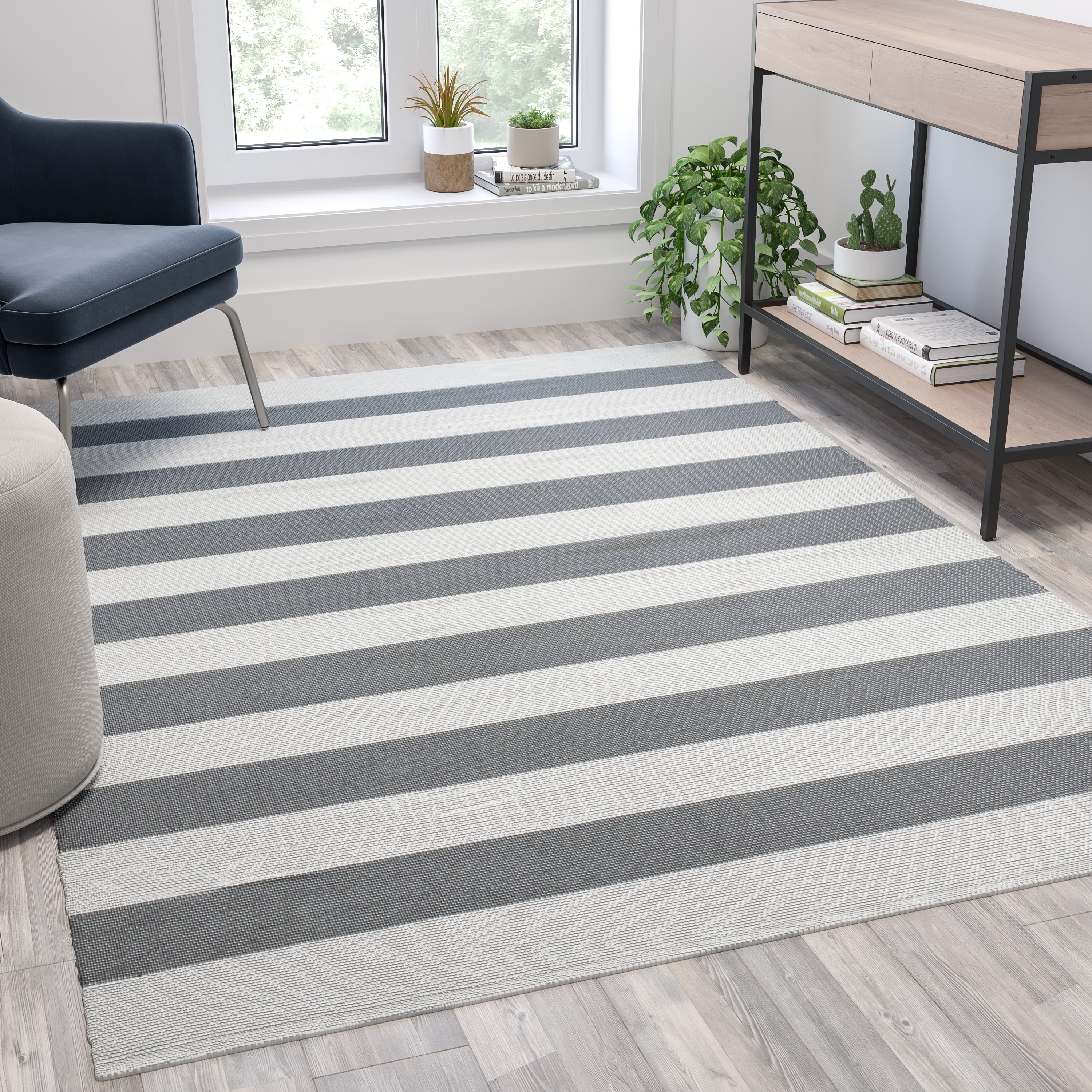 Cabana Chic 5'x7' Gray and White Striped Handwoven Outdoor Rug