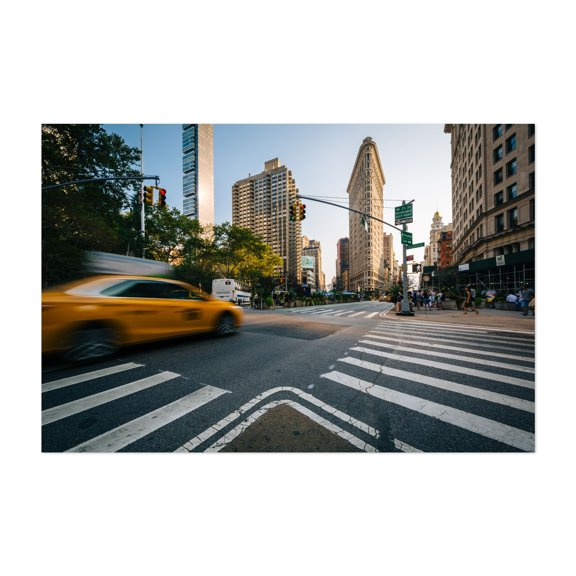 Flatiron 01 - Manhattan New York Photography City Architecture Street Photography Skyline Travel Poster Vintage Unframed Wall Art Print 20 x 28 inches