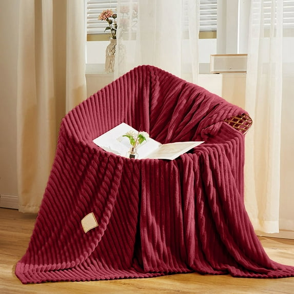 Fleece Blanket Lightweight Cooling Nap Blanket | Breathable Polyester Ice Towelling Throw | Soft, Absorbent, Fast-Drying | 70x100cm | All Season Use | Sky Blue/Red/Khaki/Green