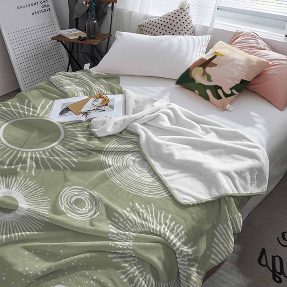 Fleece Blanket Retro Radiation Lines Blankets, Soft Cozy Warm Flannel Throw Blanket, Abstract Geometric on Green Blanket for Bed Couch Sofa,60x80In