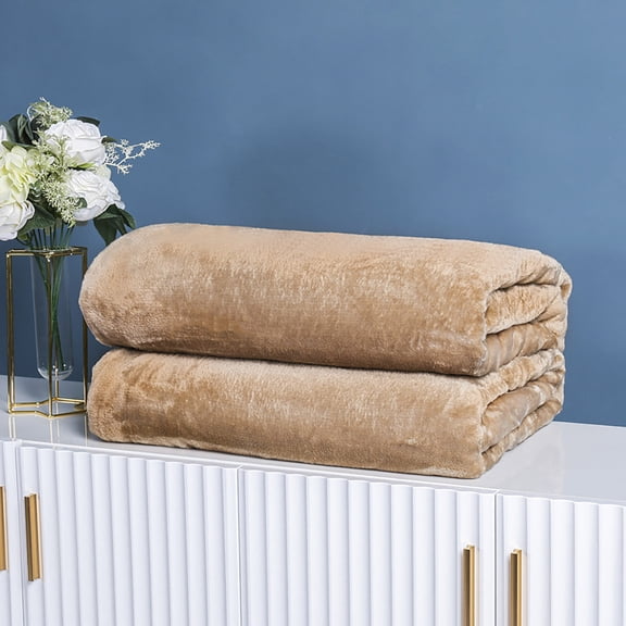 Fleece Blanket, Super Soft Warm Throw Blanket with Versatile Functionality, Cozy Fleece Cover for Sofa or Bed, Plush Warm Throw Rug for Indoor or Outdoor Use (Khaki)