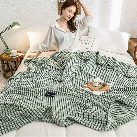 Fleece Blankets, Super Soft Thick Warm Ribbed Microfiber, Lightweight Breathable for All Seasons, for Bed, Sofa, Camping, Christmas Gifting, Ihhxbz