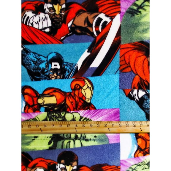 Fleece MARVEL'S JUSTICE LEAGUE Print Fabric - HEROES ANAMORPHIC FRAME 3D / SOLD BY THE CONTINUOUS YARD