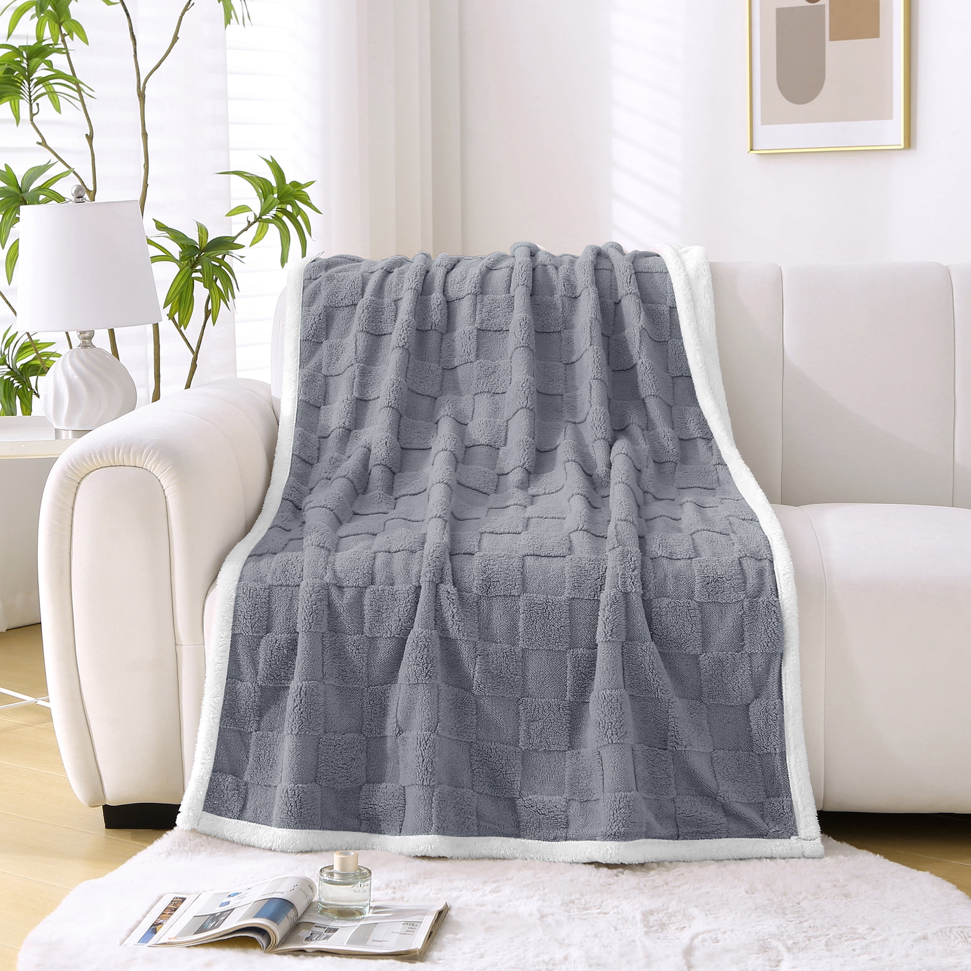 Fleece Queen Size Blanket for Sofa Grey - Soft Lightweight Plush Cozy Fuzzy Checkered Warm Winter Blanket Microfiber, 70x80 inches