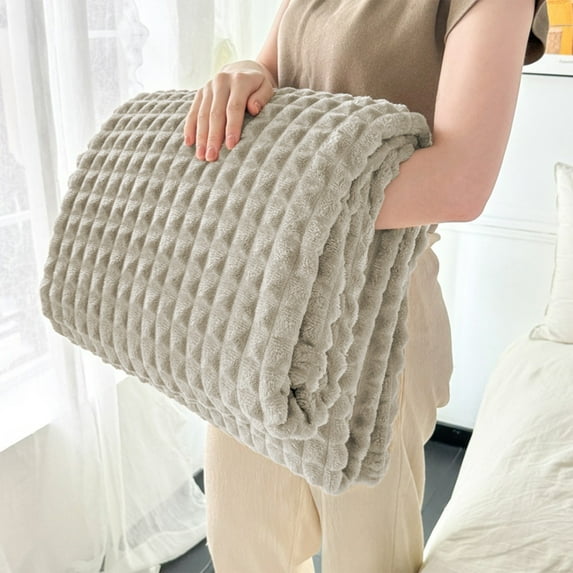 Fleece Throw Blanket for Couch and Bed, Super Soft and Warm 3D Checkered Fluffy Fuzzy Fleece Blanket, Plush Cozy Blanket, Fluffys Cream Solid Color Blanket, for Room Decor, 40x28in