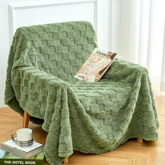 Fleece Throw Blanket - Cozy Soft Lightweight Fuzzy Checkered Throw Blanket for Women Portable Throw Blankets for Couch, Warm Present for Birthday, Christmas(50"x70", Sage Green)