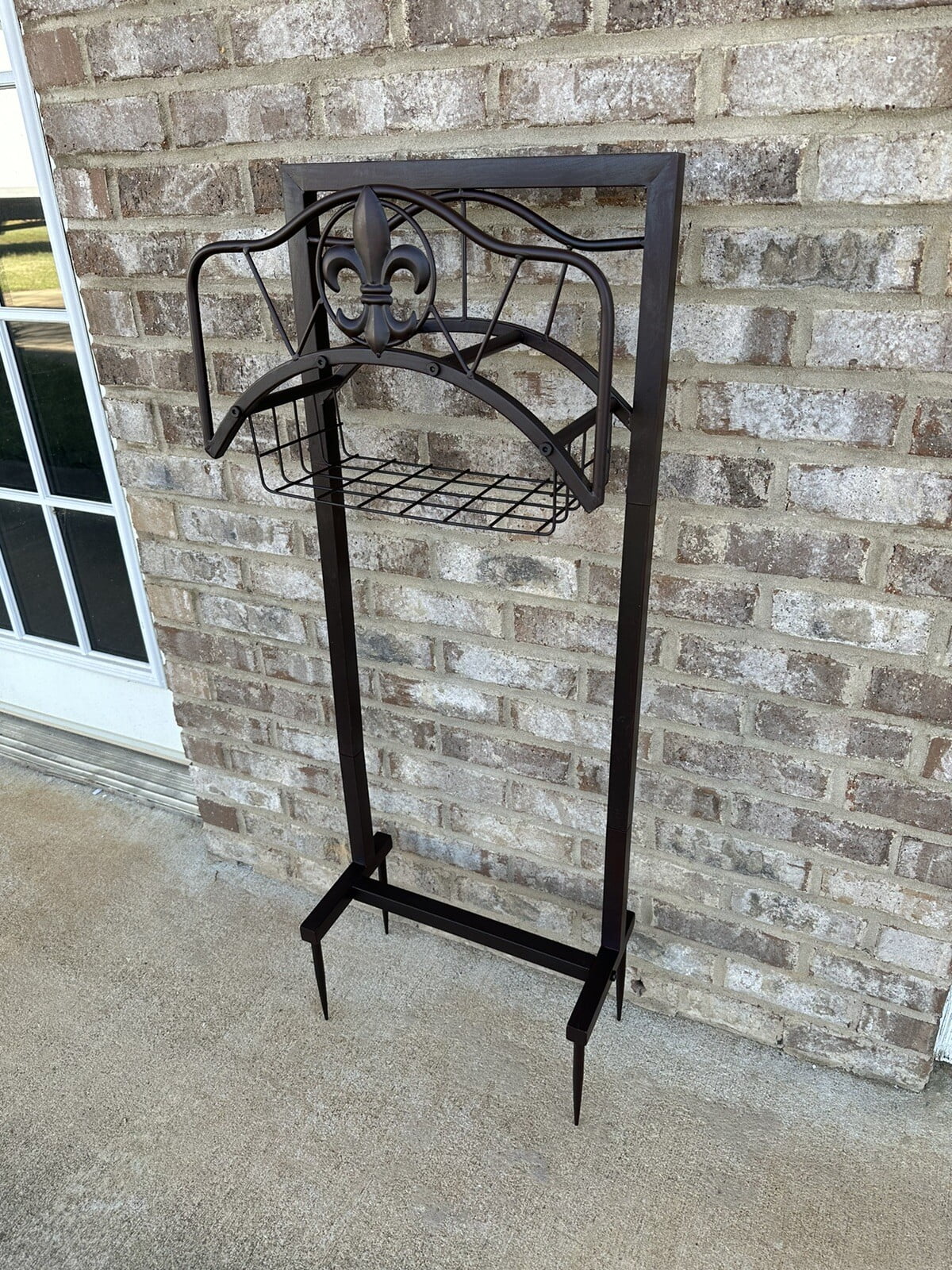Fleur De Lis Hose Stand Outdoor Ground Mount Rack Water Garden Decor ...