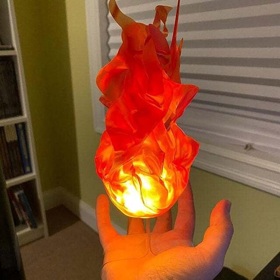 Floating Fireball, Glowing Floating Prop Props Halloween Lamp Illuminated 2.0 Floating Flame Fireball Floating Decoration & Hangs Red - One Size