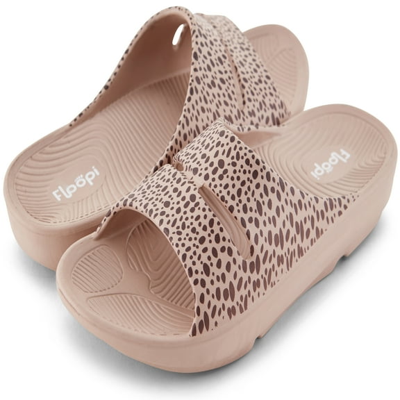 Floopi Womens Sandals LightWeight Thong Sandal for Women Ladies Sport Sandal with Arch Support, Waterproof Beach Flip Flops for Women (538, Leopard, 8)
