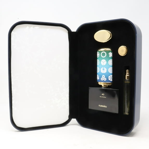 Floraiku AO 2pcs Gift Set For Unisex
50ml Eau De Parfum Spray + 10ml Eau De Parfum Spray