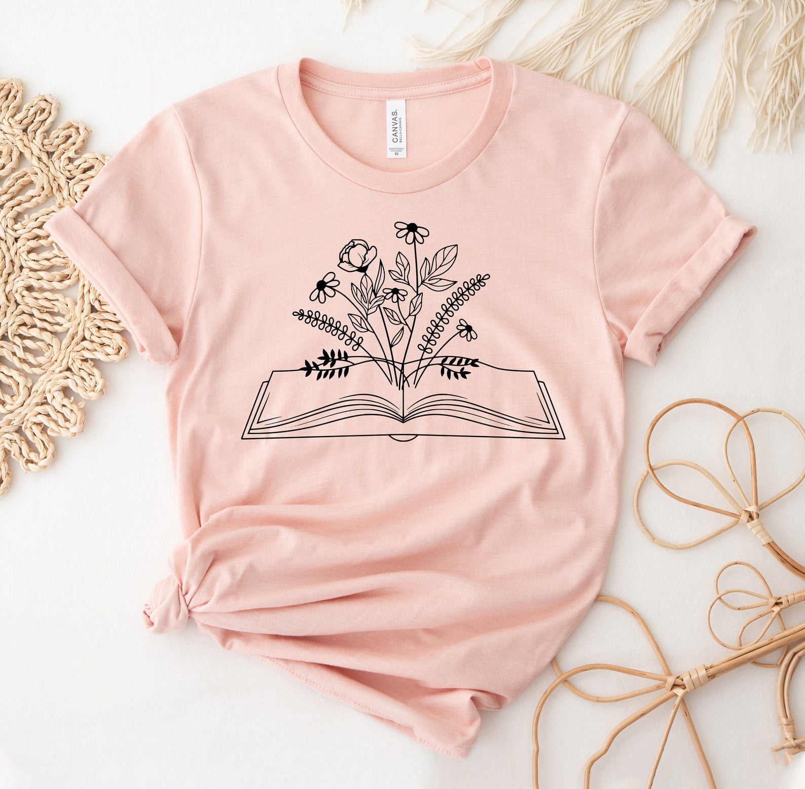 Floral Book Lover T-shirt Flower Shirt Reading Gift Wildflowers
