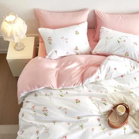 - Floral Comforter Set Cottagecore Cute Aesthetic Watercolor Tiny Flowers and Leaves Soft Lightweight Bedding for Women Teen Girls 3 Pieces Pink Full Size