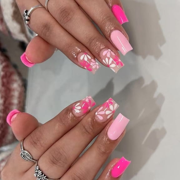 Floral Design Fake Nails With Delicate Purplee Blossoms Patterns Waterproof Plastic Materials Quick Snapping On Application