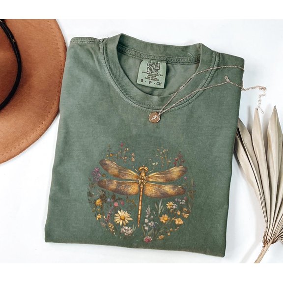 Floral Dragonfly Shirt, Cute Women T-Shirt, Cute Dragonfly Tee, Cute Women Gift, Boho Girly Gift
