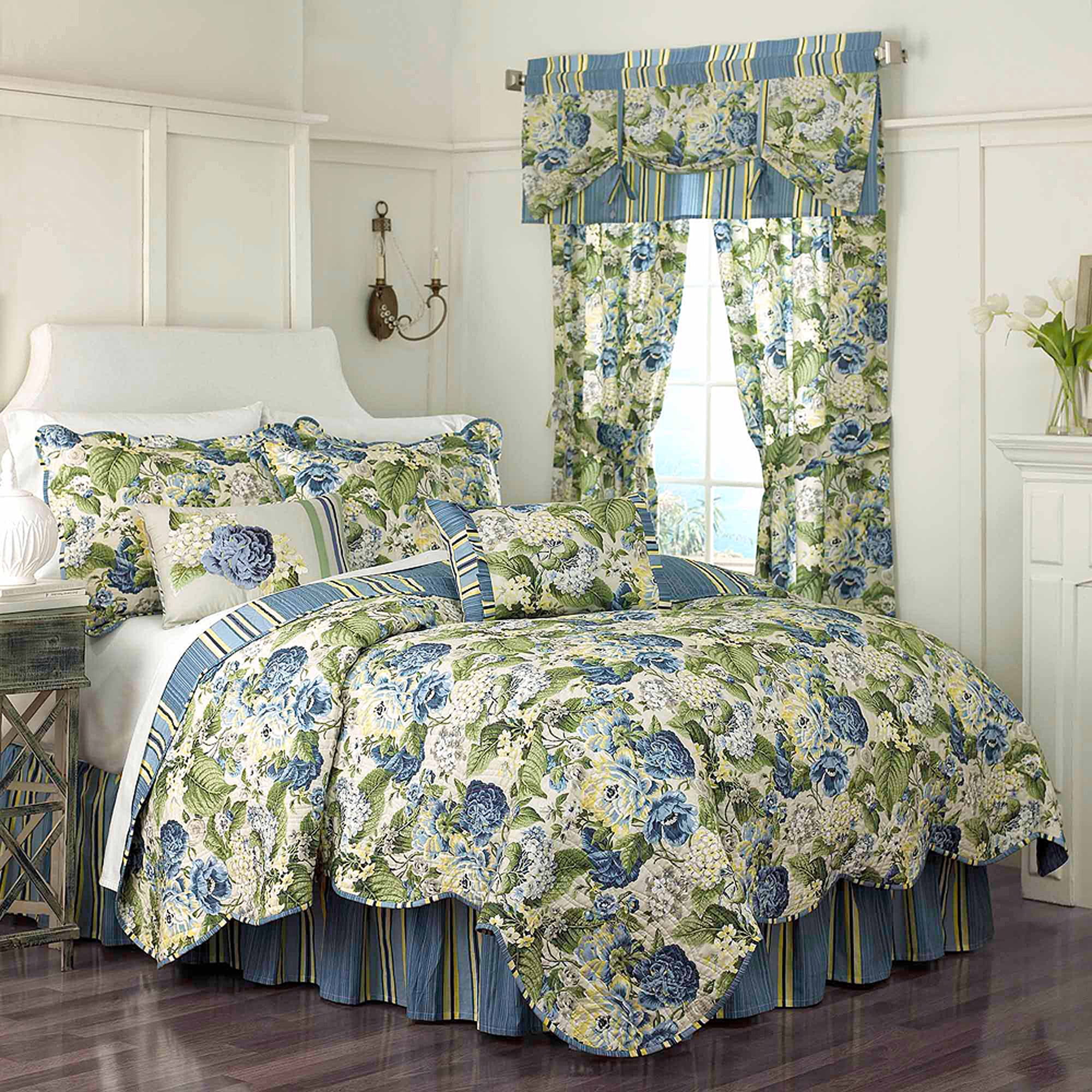 Floral Flourish Bedding Quilt Set