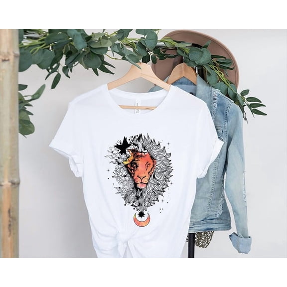 Floral Lion Shirt, Cute Shirts for Women, Lion Shirt, Lion Flower Shirt, Leo Shirt, Her, Animal Lover, Graphic Tees, Animal Shirts Sweatshirt All Size S-5XL