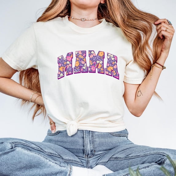 Floral Mama T-Shirt, Soft Floral Mama Shirt, Trendy Vintage Style Tee for Moms, Vintage Mom Fashion, Mama Tee