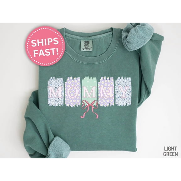 Floral Mommy Sweatshirt, Mommy Flower Crewneck For Mommy Mother'S Day New Mommy Floral Shirt For Mama Coquette Mommy Shirt (Kc0194) Sweatshirt All Size S-5XL