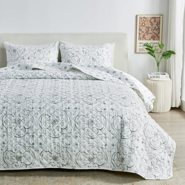 Floral Printed Reversible Quilted Coverlet Set with Shams, 2-Piece, Twin / Twin XL Size