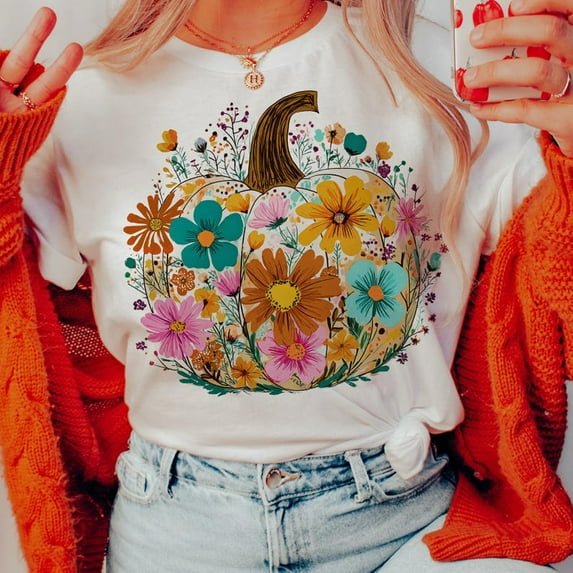 Floral Pumpkin T-Shirt, Boho Preppy Fall Shirt with Retro Autumn Flowers, Cute Pumpkin Season Graphic Tee