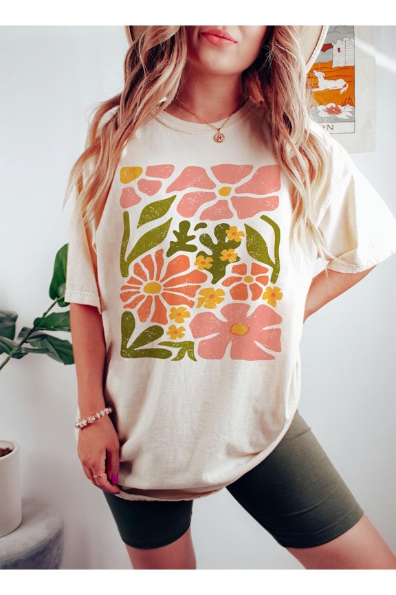 Flowers Shirt, Retro Flowers TShirt, Boho Floral TShirt, Gift For Mom, Trendy Florals, Flo
