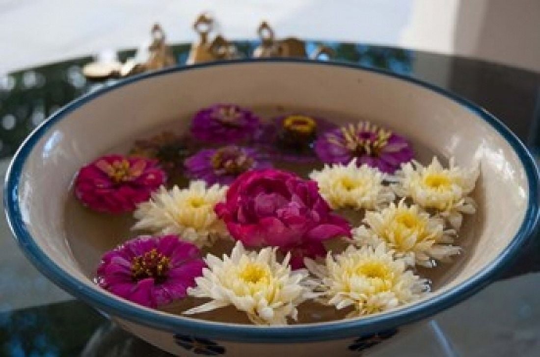 Flowers in a bowl Rawal Jojawar Hotel Jojawar Rajasthan India Canvas Art - Inger Hogstrom DanitaDelimont (36 x 24)
