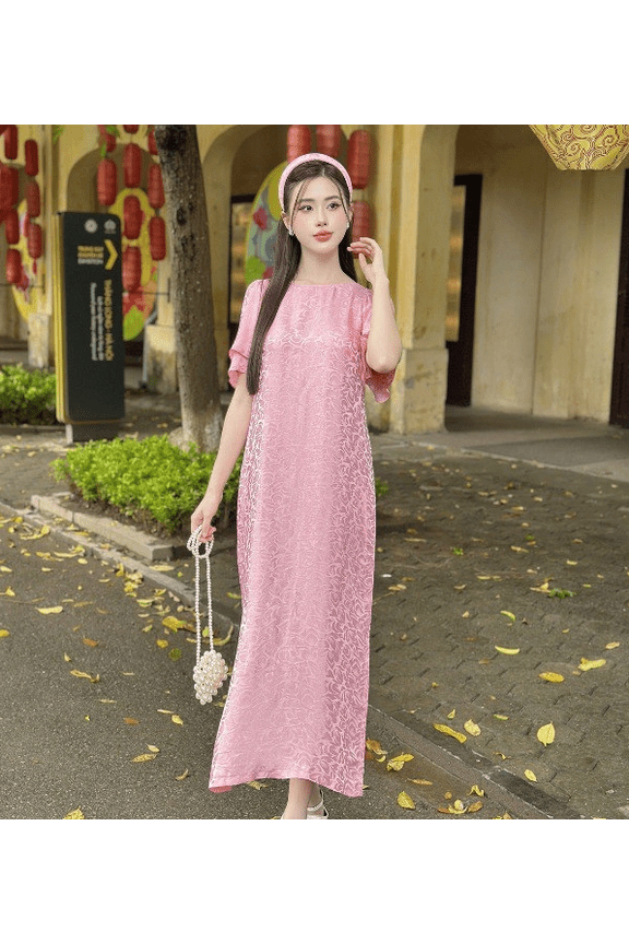 Flowing Silk, Puffed Sleeves, Delicate Stitching Dress