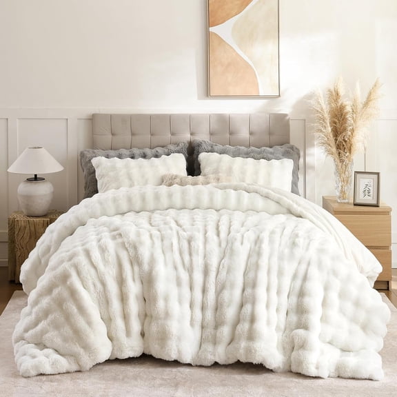 Fluffy Comforter Set Queen Size - Soft & Fuzzy Faux Fur Comforter, Ultra Plush White Comforter with Flannel Back, Warm Yet Lightweight Cozy Bedding Set