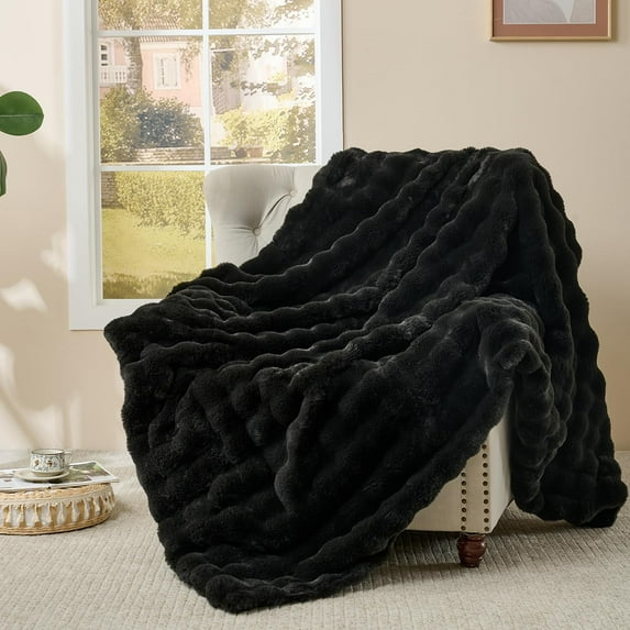 Fluffy Faux Fur Queen Size Blanket for Couch Bed 90x90 Inches, Luxury Ultra Soft Thick Fuzzy Plush Bubble Blanket, Reversible Warm Cozy Blanket for Sofa Chair, Black