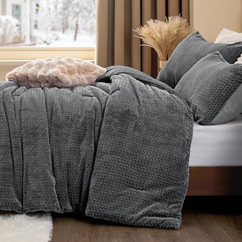 Fluffy Full Comforter Set - Furry Grey Leaves Pattern Faux Fur Bed Set, Winter Ultra Soft Fuzzy Comfort Set, Velvet Bedding Set for Bed with 2 Pillow Cases