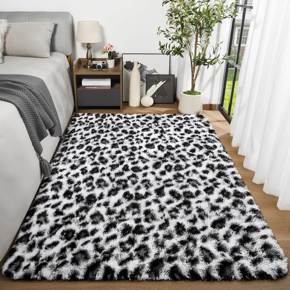 Fluffy Leopard Print Rug, Modern Shag Cheetah Rugs Home Decor for Teen Girls, Soft Comfy Faux Fur Animal Rug for Bedroom, Living Room, Plush Cheetah Print 70s Decor, White and Black 3x5 Feet