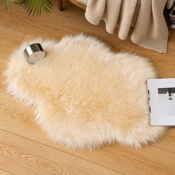 Fluffy Soft Shaggy Faux Fur Area Rug Plush Cloud Shape Carpet Cozy Bedroom Living Room Decor 2x3 Feet White