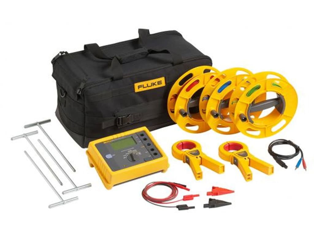 Fluke 1623-2 KIT 3 and 4 Pole Ground Testers - Type: 3 Pole