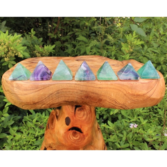 Fluorite Crystal Pyramid, Medium 1" - 1.25" (Gemstone Reiki Fluorite Pyramid)