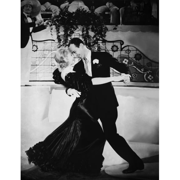 Flying Down To Rio Ginger Rogers Fred Astaire 1933 Dancing 'The Carioca' Photo Print (8 x 10)