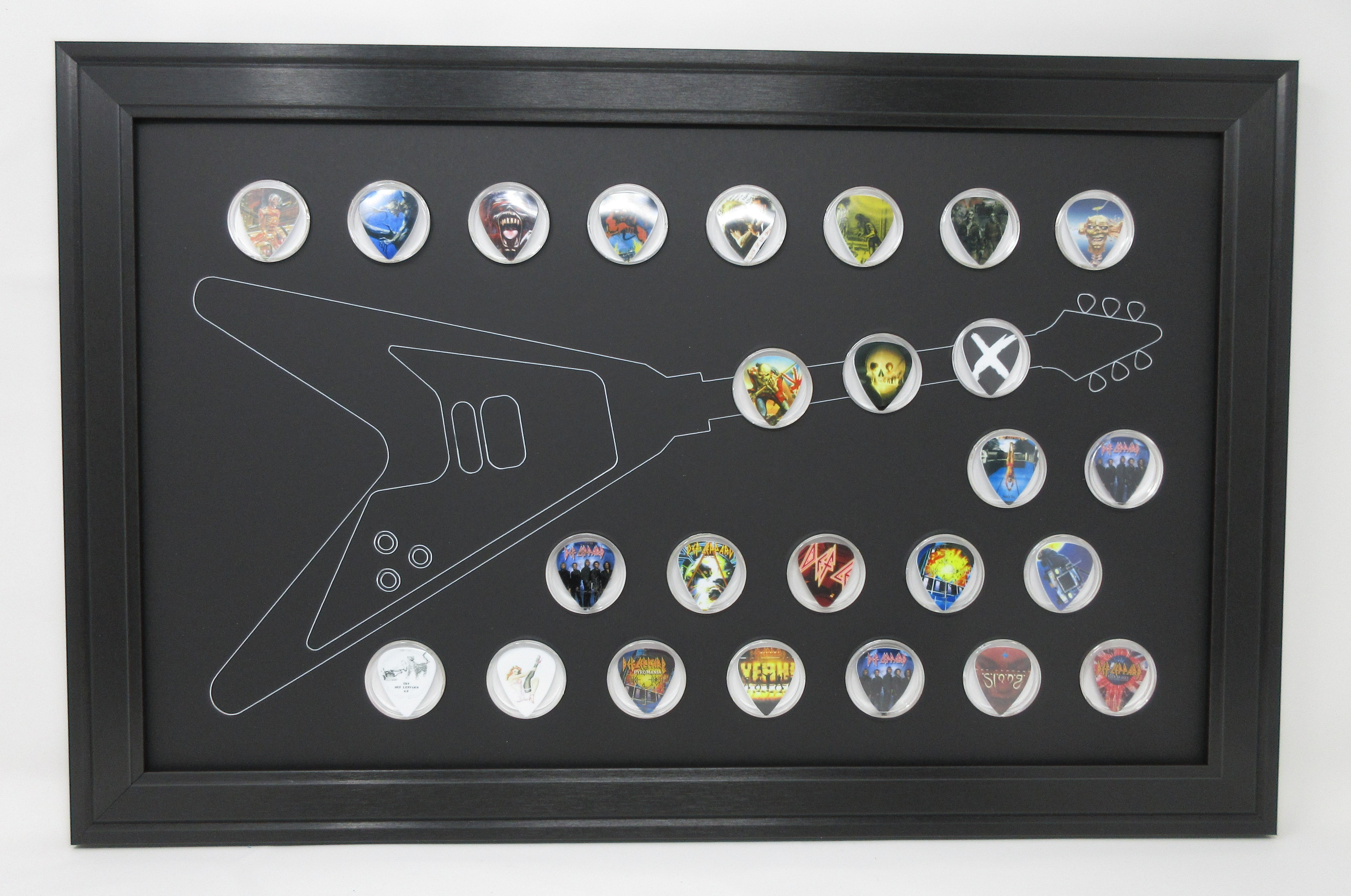 12 Guitar Pick Display Frames | Games And Frames