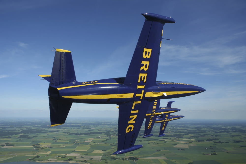 Flying with the Aero L-39 Albatros of the Breitling Jet Team Canvas Art - Daniel KarlssonStocktrek Images (18 x 12)
