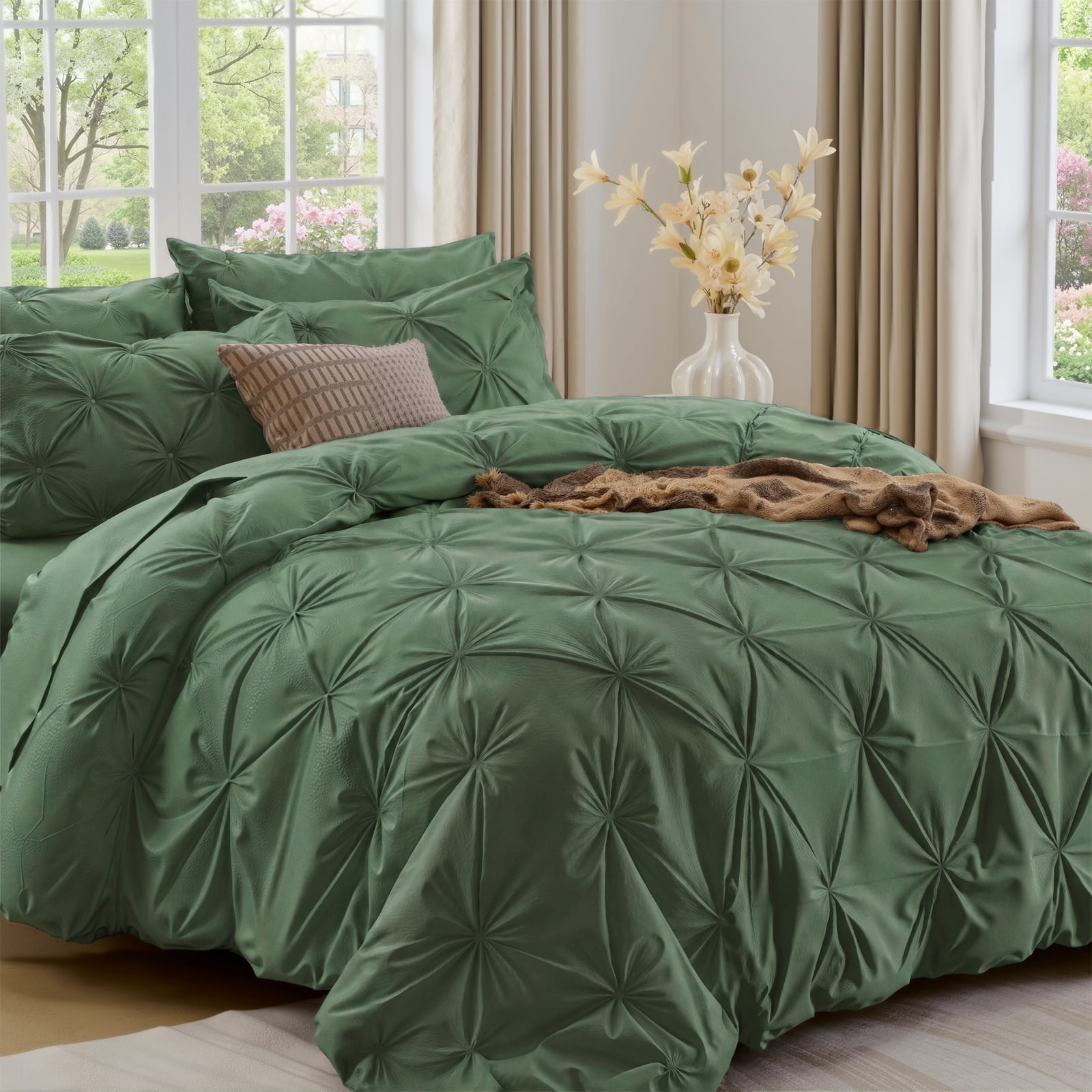 Flymme Queen Comforter Set with Sheets 7 Pieces Dark Green Bed in a Bag Queen Size Bed Set Soft Microfiber Pinch Pleat Bedding Set for All Season