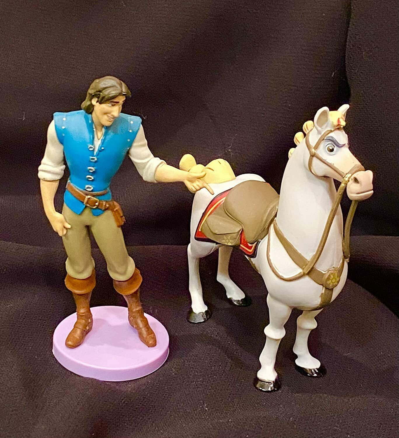 Milo Manheim \u0026 Teagan Croft / Flynn Rider \u0026 Rapunzel, image size:1367x1500