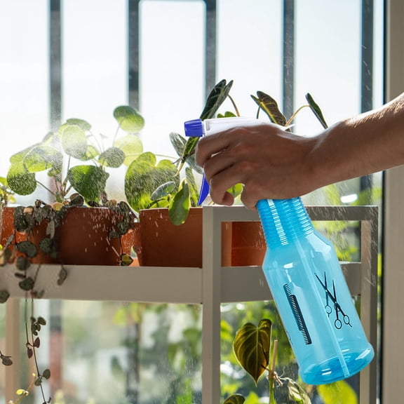 Fmbmuo Watering Pot Lightweight 16.9 oz/500 ml Spray Bottle Plastic for Indoor Plants, Blue Leak-Proof Modern Small Watering Can Beginner-Friendly