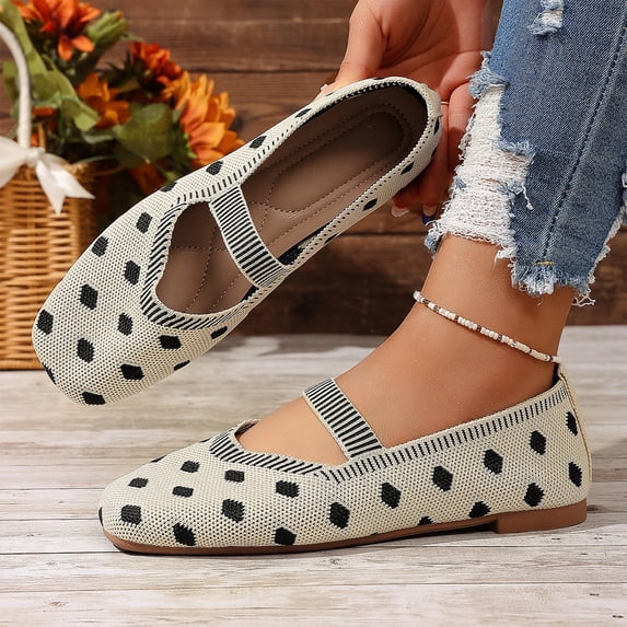 Fnooota Women's Flats, Lightweight T-Strap Non-slip Square Toe Soft Sole Ladies Flat Shoes Beige Size 9