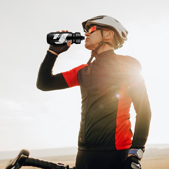 Fnyoxu Bike Water Bottle, 21oz, Sport Insulated Water Bottle Leak Proof Water Bottles Than A Regular Reusable Water Bottle, Sport and Bike Squeezing Bottle with Handle, Cycling Water Bottle